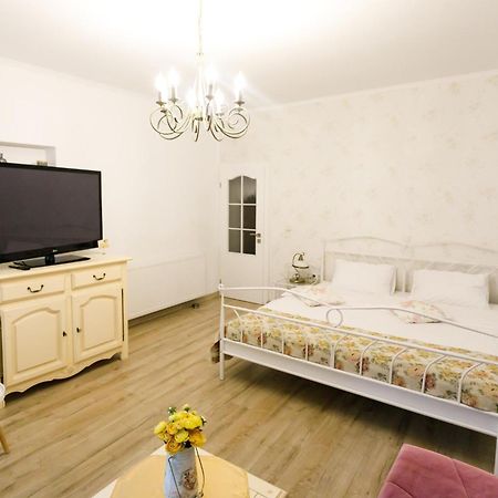 Gong Apartments Сибиу Екстериор снимка